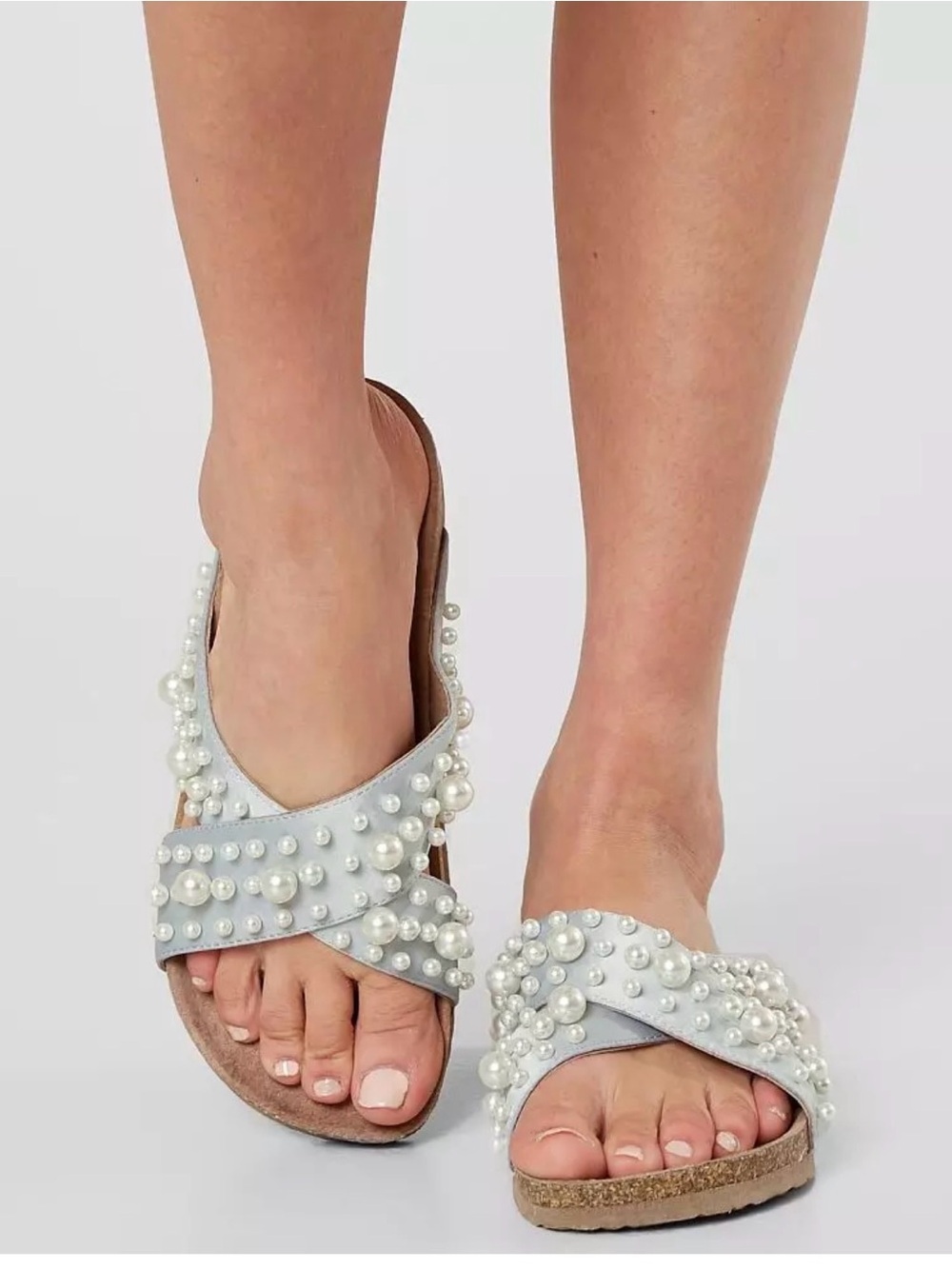 Pearl-Embellished White Cross-Strap Women's Sandals naughty monkey